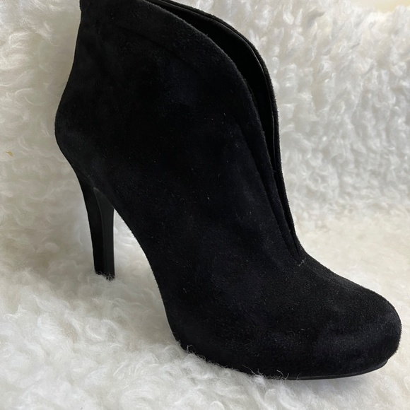 Jessica Simpson 7.5 US Suede Black Booties for sale! - Picture 5 of 6